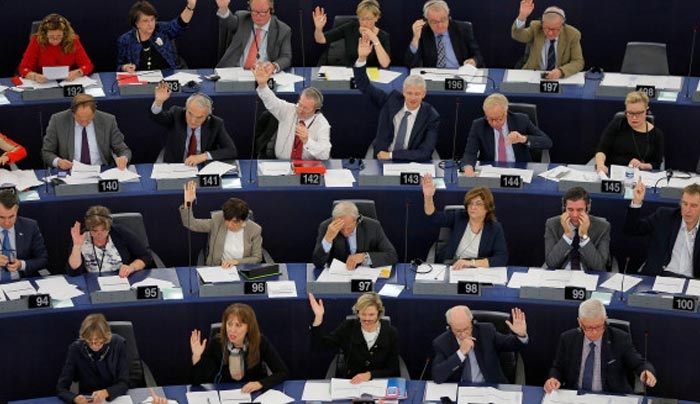 Ευρωκοινοβούλιο: &quot;Πάγωσε&quot; τις ενταξιακές διαπραγματεύσεις με την Τουρκία