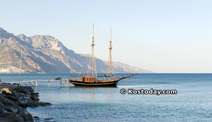 Έρευνα: Πώς βλέπουν πλέον οι ξένοι τουρίστες τα ελληνικά νησιά λόγω προσφυγικού;