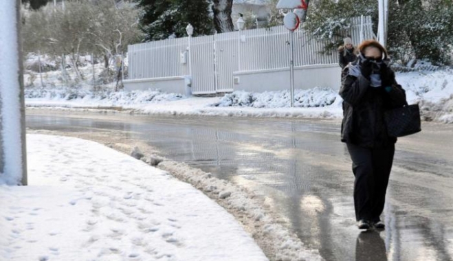 Νέα επιδείνωση και έντονα φαινόμενα – Παγετός και χιόνια την παραμονή των Χριστουγέννων