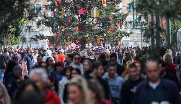 Δώρο Χριστουγέννων 2024: Πότε θα μπει στους λογαριασμούς των μισθωτών - Πώς υπολογίζεται