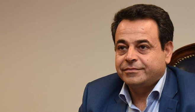 Ν Σαντορινιός: Εξετάζεται έκπτωση ακτοπλοϊκών εισιτηρίων για Έλληνες τουρίστες-Σχέδιο για επιδότηση αμόλυβδης και ντίζελ