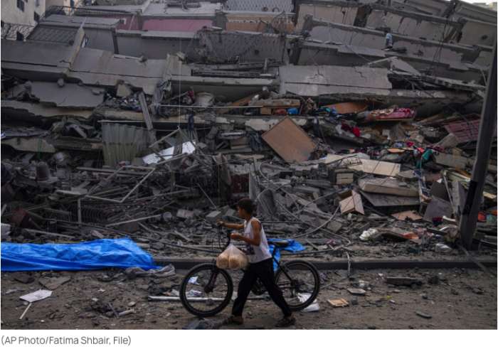 BBC: Τουλάχιστον το 50% των κτηρίων στη Λωρίδα της Γάζας έχει υποστεί ζημιές ή καταστραφεί ολοσχερώς
