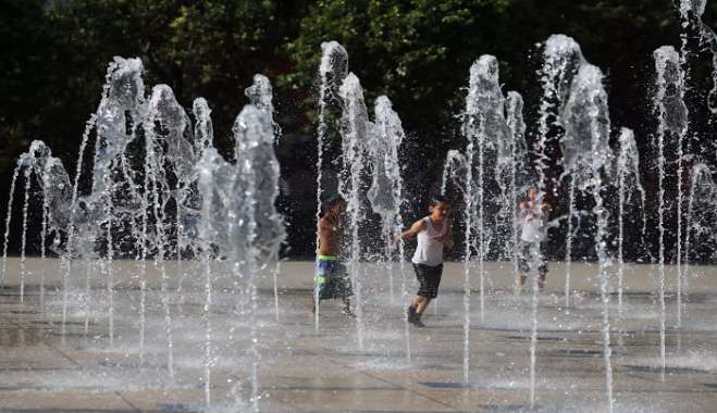 Καύσωνας: Ανησυχία από το «hot, dry, windy» – Η απειλή από τις πυρομετεωρολογικές συνθήκες