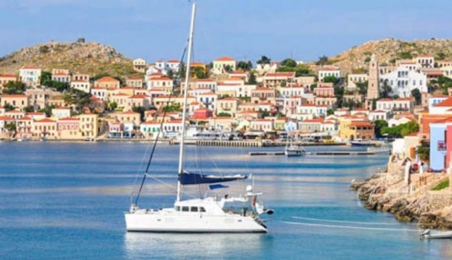 Στην τρίτη ηλικία επενδύει η Περιφέρεια Νοτίου Αιγαίου για την επιμήκυνση της σεζόν