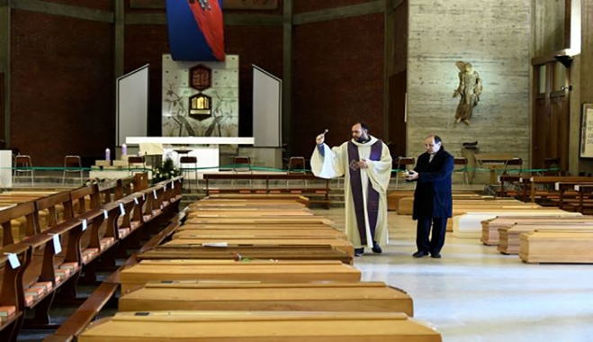 Τραγωδία δίχως τέλος στην Ιταλία: 889 σε 24 ώρες-Πάνω από 10.000 νεκροί