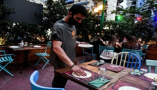 Η έλλειψη εργαζομένων στον τουρισμό απειλή για την οικονομία