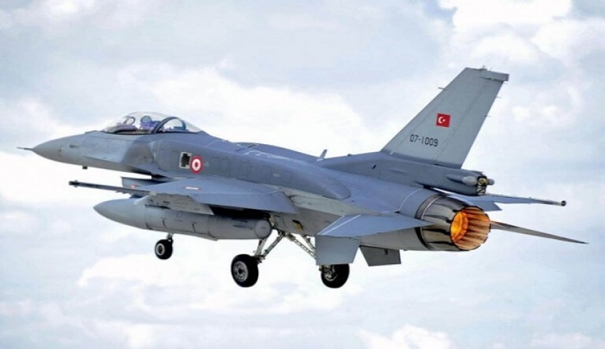 Μπαράζ παραβιάσεων πάνω από το Αιγαίο από οπλισμένα τουρκικά F-16