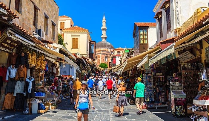 Ακυρώσεις από Ρωσία σε Κρήτη και Ρόδο