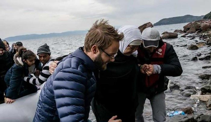Ελληνικές Μ.Κ.Ο: Κερδίζουν δισ. ευρώ στην πλάτη των προσφύγων