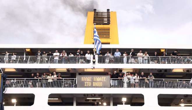 Καλοκαιρινή έξοδος: Το αδιαχώρητο στο λιμάνι του Πειραιά – Πληρότητα 100% στα πλοία για τα νησιά