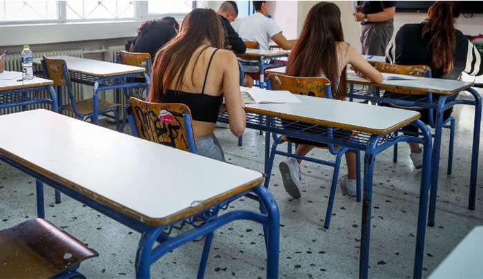Πανελλήνιες 2025: Σε ποια μαθήματα εξετάζονται την Τρίτη 10/06 οι υποψήφιοι των ΕΠΑΛ