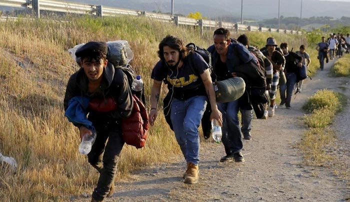 Οριστικό «ναυάγιο» στο προσφυγικό: Δίνουν έναν χρόνο άσυλο σε όλους τους μετανάστες