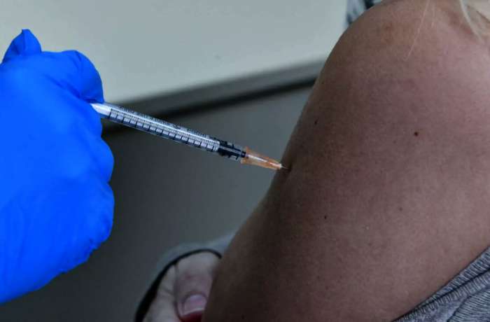 Κοκκύτης: 54 κρούσματα στην Ελλάδα και 2 θάνατοι, συστάσεις για εμβολιασμό