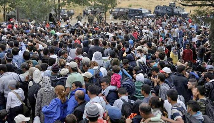 Τα Σκόπια ξεκίνησαν «face control» στους πρόσφυγες παγιδεύοντας χιλιάδες στα σύνορα!