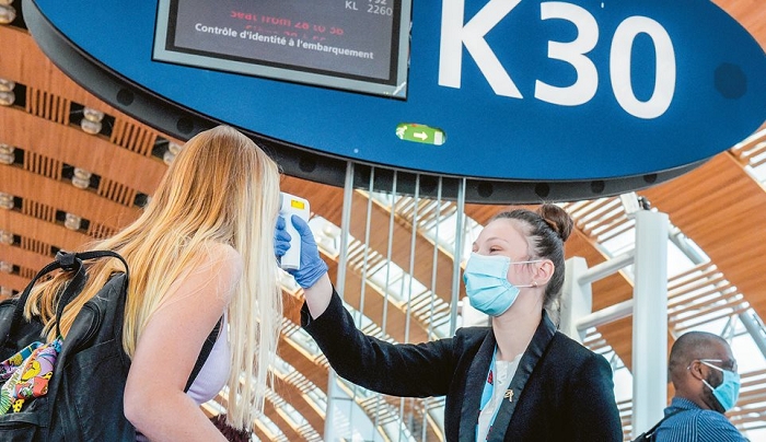 Τουρισμός: Επιδότηση μισθού 40% έως το τέλος του έτους για 500.000 εργαζόμενους