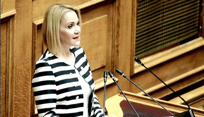 Η Μίκα Ιατρίδη εισηγήτρια της πλειοψηφίας στο σχέδιο νόμου του Υπουργείου Κοινωνικής Συνοχής και Οικογένειας: «Προωθούμε περαιτέρω την ισότητα των φύλων και την κοινωνική συνοχή».