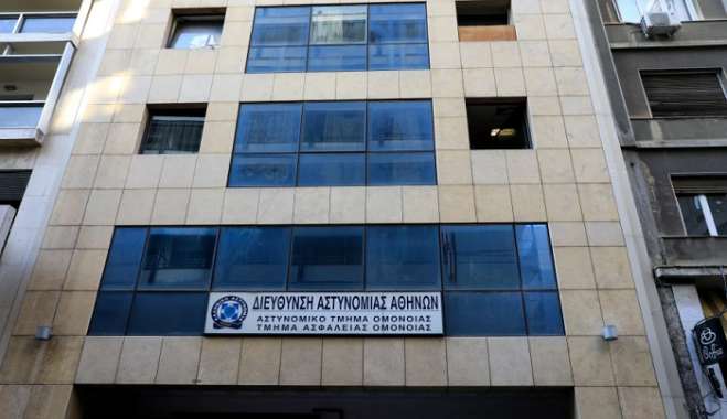 Δεν χρειάζεται «τρεχάλα» για τις νέες ταυτότητες, ξανά στα αστυνομικά τμήματα τον Δεκέμβριο