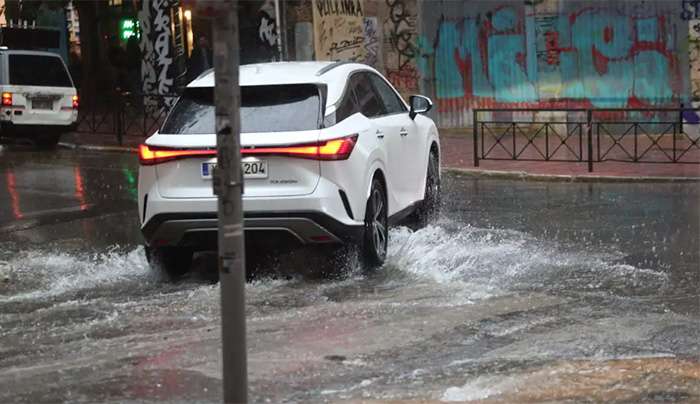 Καιρός σήμερα: Βροχές και καταιγίδες στο μεγαλύτερο μέρος της χώρας – Έντονα φαινόμενα και σε Αττική και Θεσσαλονίκη