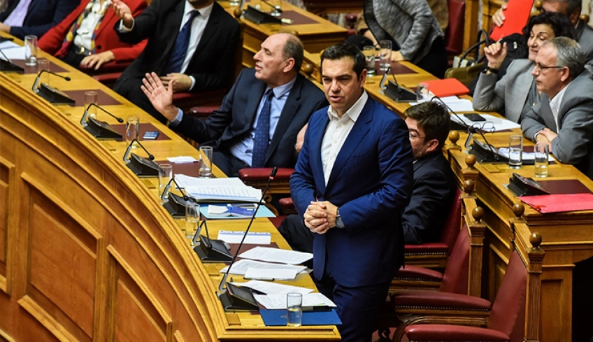 Εκτάκτως στην Βουλή ο Τσίπρας - Ανακοινώνει το ποσό της «13ης σύνταξης»