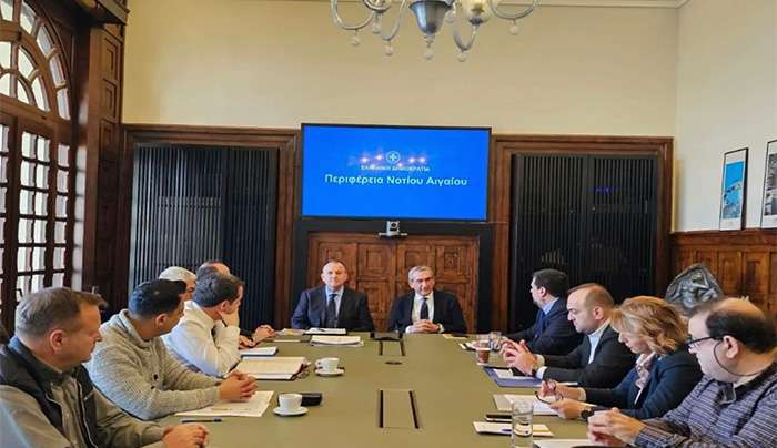 Σύσκεψη του Υφυπουργού Ναυτιλίας και Νησιωτικής Πολιτικής με τον Περιφερειάρχη Νοτίου Αιγαίου