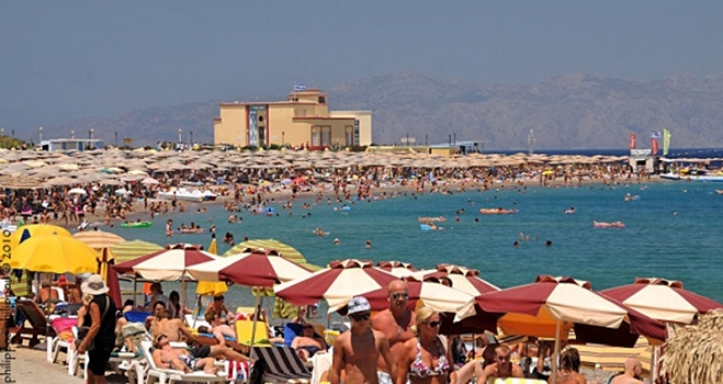Ρόδος, Κρήτη και Κως προσελκύουν το 50% του τουρισμού της χώρας! Αλλά οι υποδομές τους βρίσκονται στα όρια του «κραχ»…