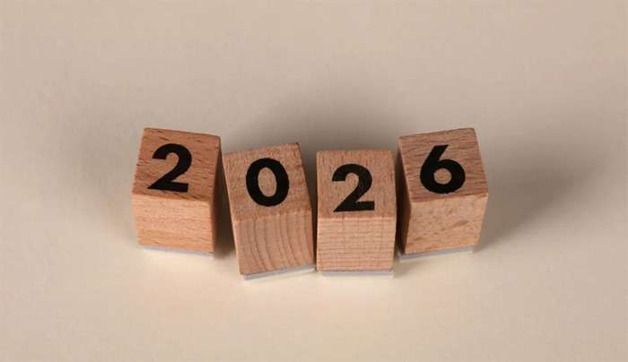 Οι αργίες του 2026: Τα τριήμερα που χάνονται λόγω Σαββάτου - Πότε «πέφτει» τετραήμερο