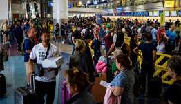 Παραμένει το χάος στα αεροδρόμια των Ηνωμένων Πολιτειών μετά το ψηφιακό «μπλακ άουτ»