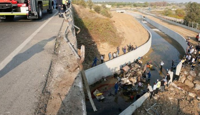 Τραγωδία στην Τουρκία: 19 μετανάστες νεκροί από πτώση φορτηγού σε κανάλι