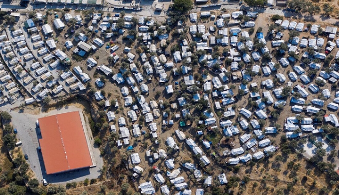 Μέτρα αποσυμφόρησης των hot spot θα εξετάσουν οι ΥΠΕΞ της Ε.Ε.