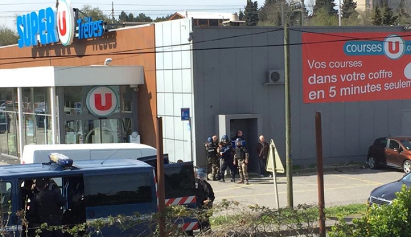 Τρομοκρατικό χτύπημα σε εξέλιξη σε σούπερ μάρκετ της Γαλλίας – Πληροφορίες για νεκρούς και τραυματίες