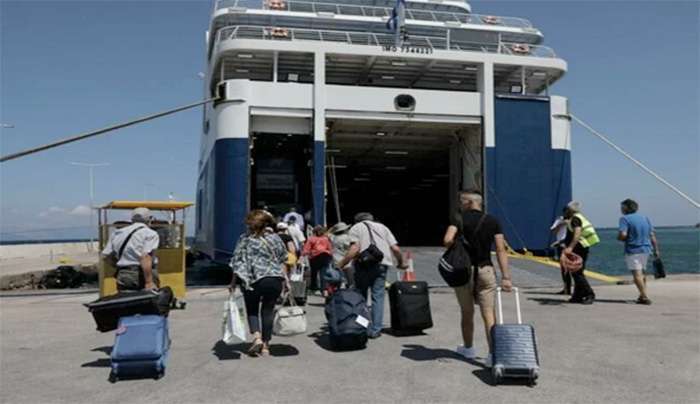 Εκπτώσεις σε ακτοπλοϊκά και αεροπορικά εισιτήρια θα έχουν οι εκπαιδευτικοί Πρωτοβάθμιας και Δευτεροβάθμιας Εκπαίδευσης που προσλαμβάνονται ως προσωρινοί αναπληρωτές για το διδακτικό έτος 2024-2025