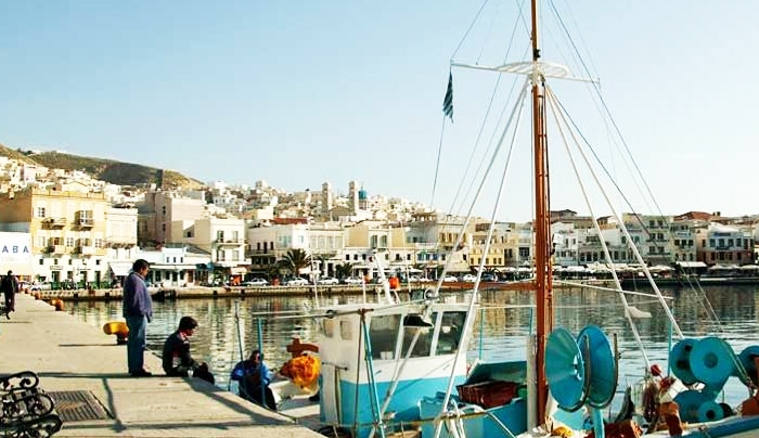 Από το νέο ΕΣΠΑ 2014 – 2020 η προμήθεια και εγκατάσταση συστημάτων ασφαλείας στο λιμάνι της Σύρου