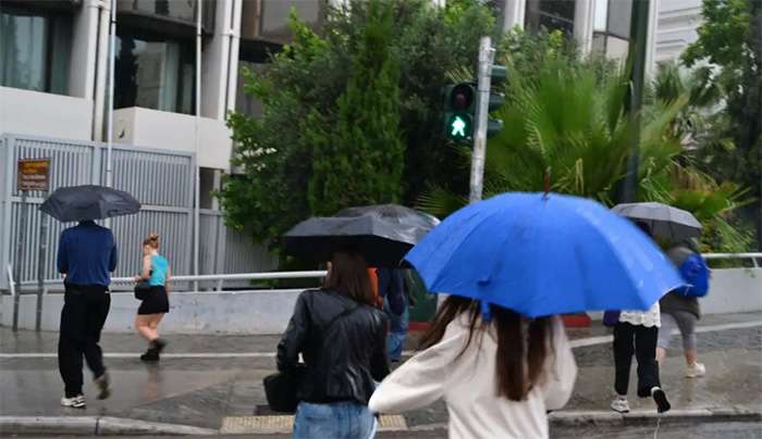Καταιγίδα με ισχυρές βροχοπτώσεις στην Αθήνα / ΤΑΤΙΑΝΑ ΜΠΟΛΑΡΗ / EUROKINISSI