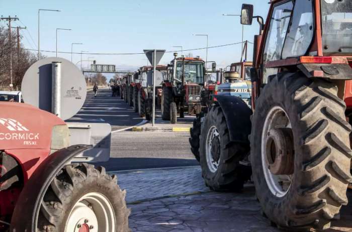 «Ώρα αποφάσεων» για τους αγρότες – «Δεν θα έχουμε άλλα μέτρα» διαμηνύει η κυβέρνηση