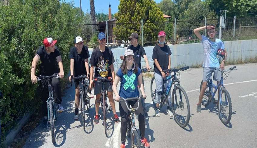ΚΑΟ ΦΙΛΙΝΟΣ: Μάθημα κυκλοφοριακής αγωγής αλλά και μαθήματα ποδηλασίας στα παιδιά του ΕΕΕΕΚ