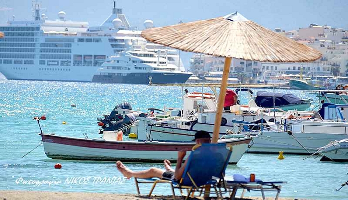 Μονόδρομος τώρα, η επιμήκυνση της τουριστικής περιόδου