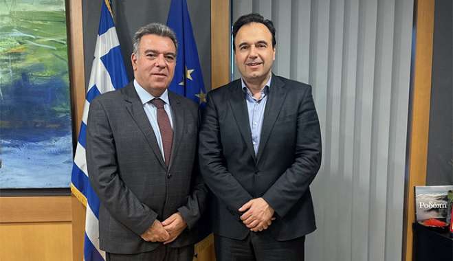 ΜΑΝΟΣ ΚΟΝΣΟΛΑΣ: «Τοποθετούνται αναμεταδότες για ψηφιακό τηλεοπτικό σήμα σε Κάσο, Λειψούς, Τήλο και Χάλκη. Σε νέο διαγωνισμό θα μπουν και αναμεταδότες και σε άλλα νησιά και περιοχές της Δωδεκανήσου»