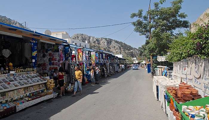 Πλύσιμο οδοστρώματος και επιδαπέδιων κάδων στη Ζια, αύριο Τρίτη 12 Αυγούστου