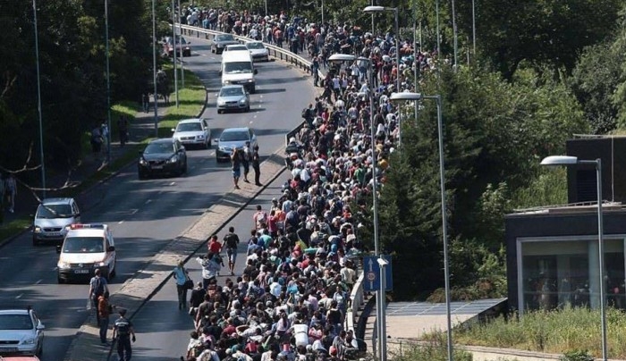 ΕΕ: Δεν υπάρχει απειλή τρομοκρατών μέσα από το κύμα των προσφύγων
