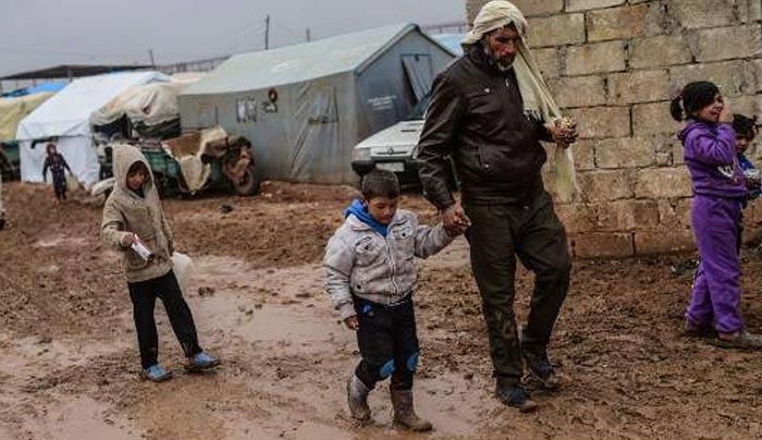 Ερντογάν: Δηλώνει έτοιμος να ανοίξει τα σύνορα σε άλλους 70.000 Σύρους πρόσφυγες από το Χαλέπι