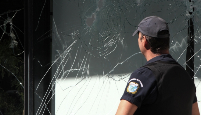 Ο «Ρουβίκωνας» αναβαθμίζεται και ταυτόχρονα «αποθρασύνεται»