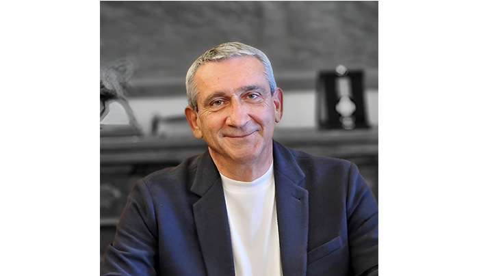 «Σήμερα γράφετε κάτι μεγαλύτερο από απαντήσεις σε θέματα. Γράφετε το επόμενο βήμα σας»