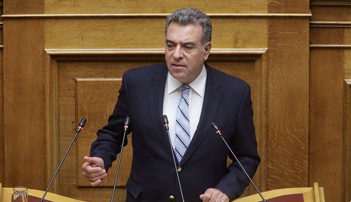 ΜΑΝΟΣ ΚΟΝΣΟΛΑΣ: «H Πυροσβεστική Υπηρεσία πρέπει να μείνει στην Κάρπαθο. Να βρεθεί η βέλτιστη λύση για το στεγαστικό πρόβλημα»