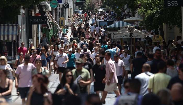 Θερινές εκπτώσεις 2025: Πότε ξεκινούν – Ποια Κυριακή θα είναι ανοιχτά τα καταστήματα