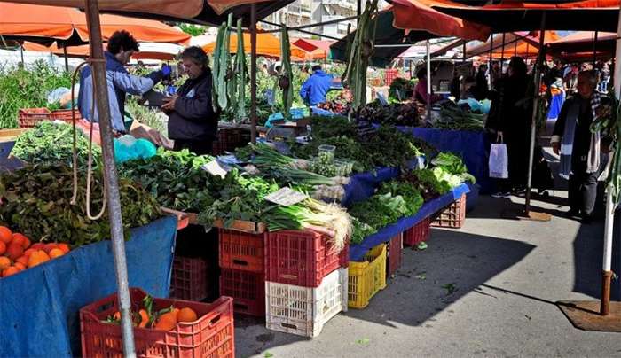 Ανεστάλη η απεργία που είχαν εξαγγείλει παραγωγοί και πωλητές λαϊκών αγορών στις 22 και 23 Οκτωβρίου