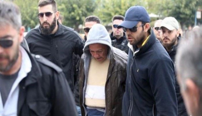 Η προκλητική ομολογία του 58χρονου και η πρωτοφανής φυγάδευση του από τα δικαστήρια