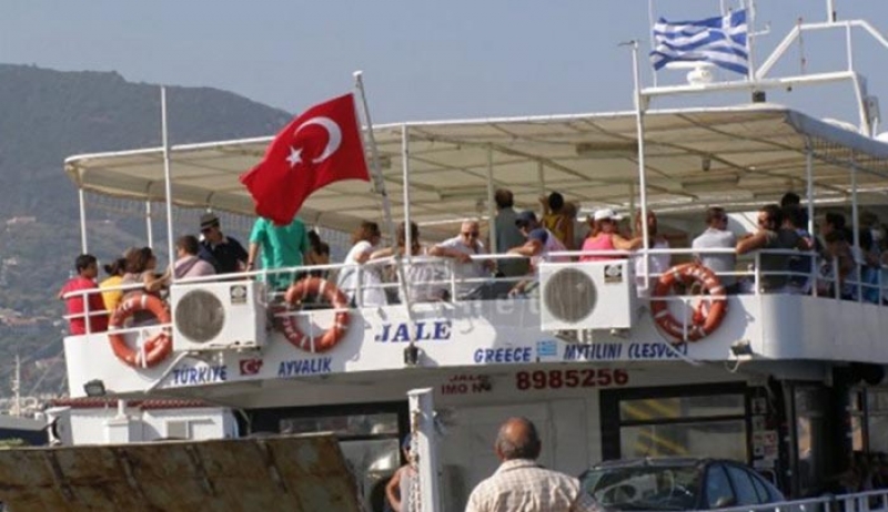 Την παρέμβαση της κυβέρνησης ζητά η Περιφερειάρχης Β. Αιγαίου για τα τουρκικά τουριστικά πλοία