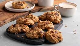 Healthy soft cookies με γκρανόλα - Υγιεινό σνακ για τα παιδιά στο σχολείο