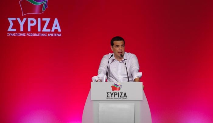 Πύρρειος νίκη Τσίπρα: Εκτακτο συνέδριο του ΣΥΡΙΖΑ τον Σεπτέμβριο