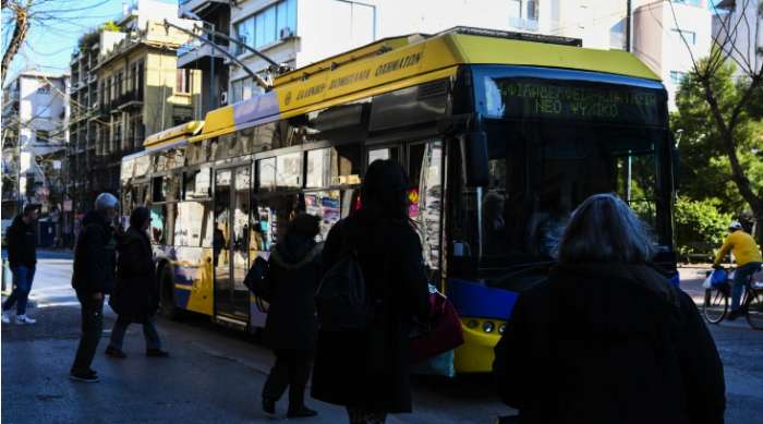 Απεργία ΑΔΕΔΥ: Χειρόφρενο και στα λεωφορεία την ερχόμενη Τετάρτη - Τι ισχύει σε μετρό και προαστιακό